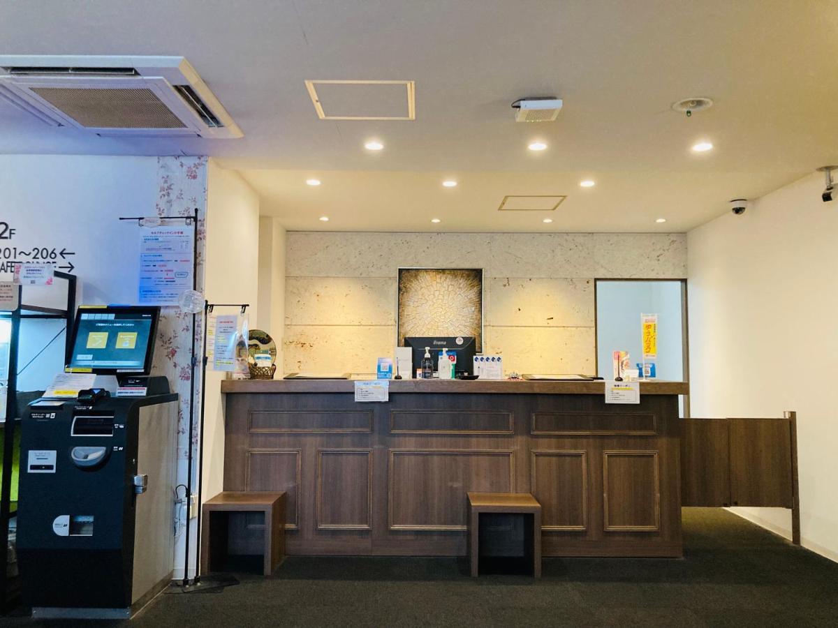 Okinawa Hotel Precia Naha Bagian luar foto