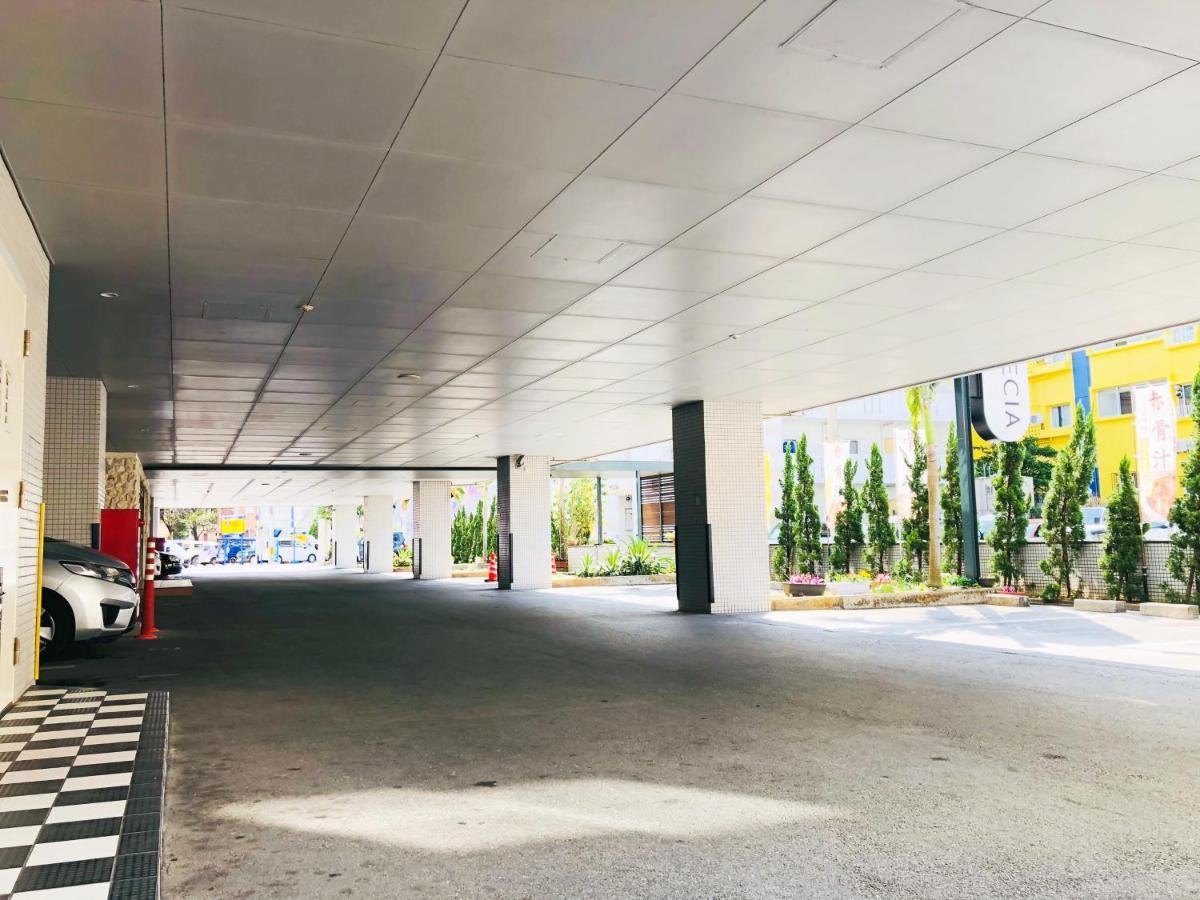 Okinawa Hotel Precia Naha Bagian luar foto